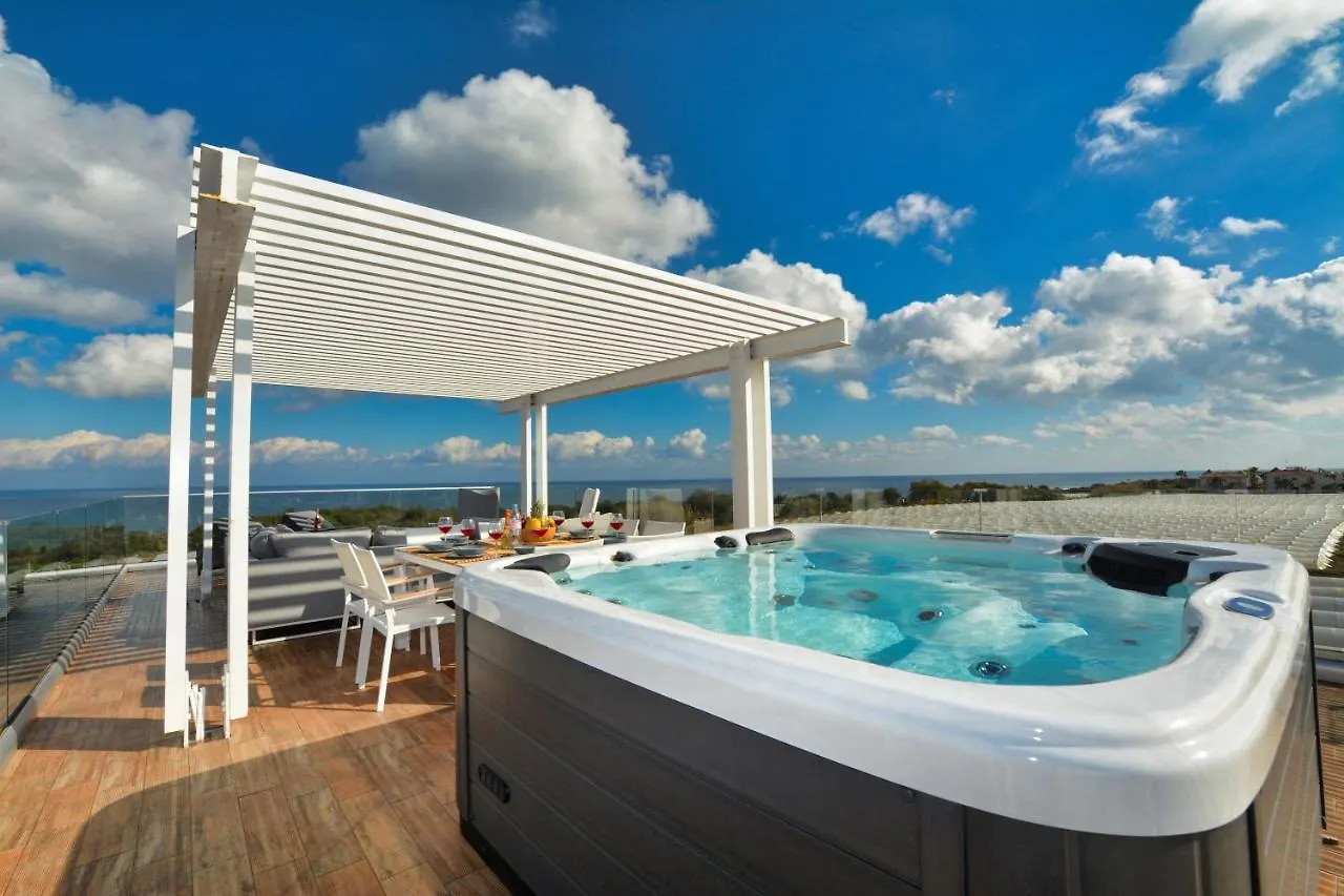 White Pearl Villas プロタラス